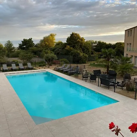 Logis Restaurant Aloe 3* Les Herbiers