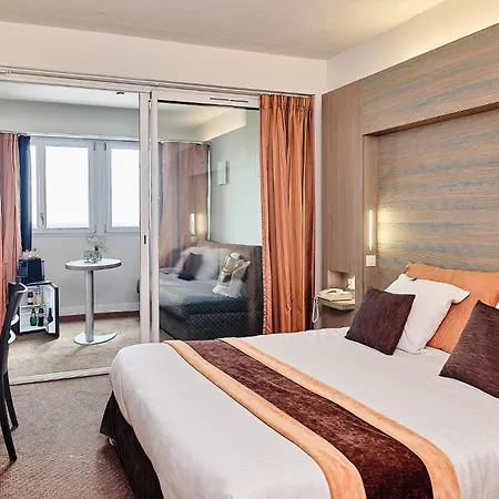 Logis Restaurant Aloe 3* 莱塞比耶