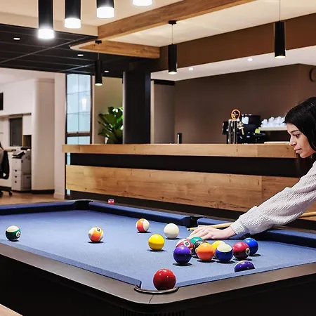 Logis Restaurant Aloe 3* 莱塞比耶