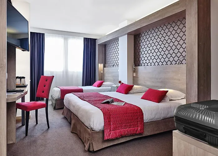 Szálloda Logis Restaurant Aloe Les Herbiers