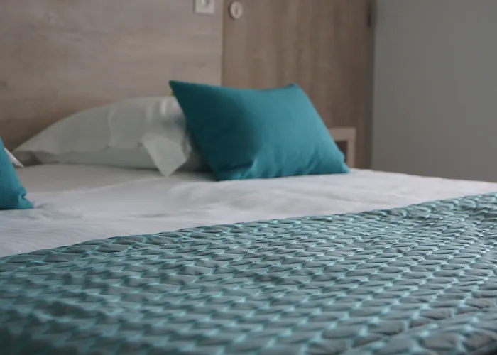 Szálloda Logis Restaurant Aloe